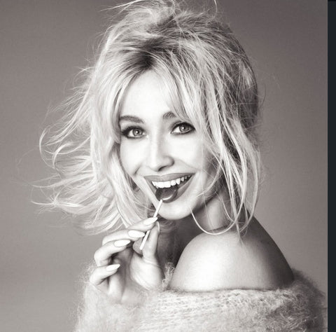 VOGUE Magazine ITALIA October 2025 SABRINA CARPENTER by Steven Meisel