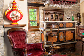 Luxury Italian Furniture and Kitchen: Country Style