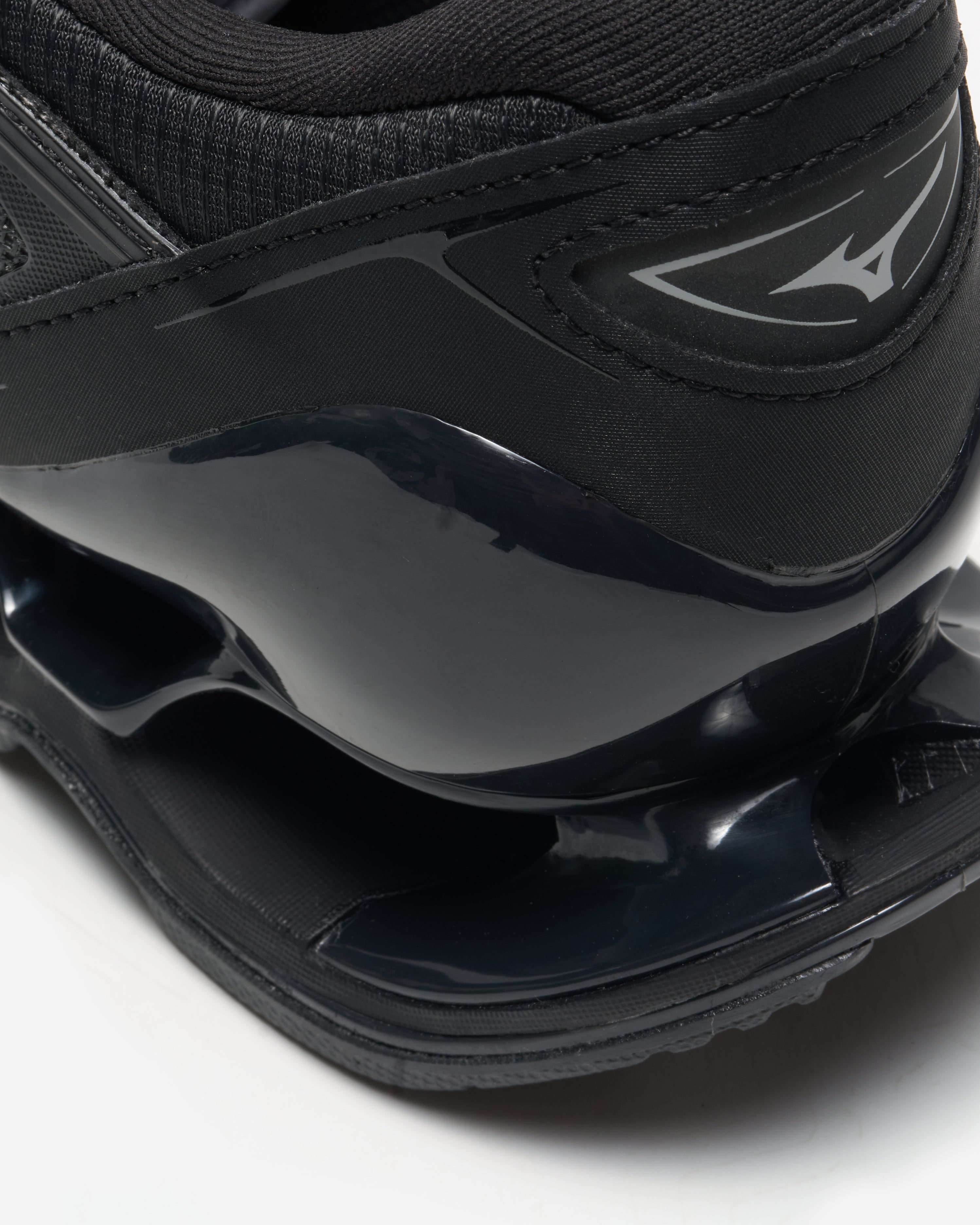 Mizuno Wave Prophecy LS GTX Black Sand/Black – Maharishi