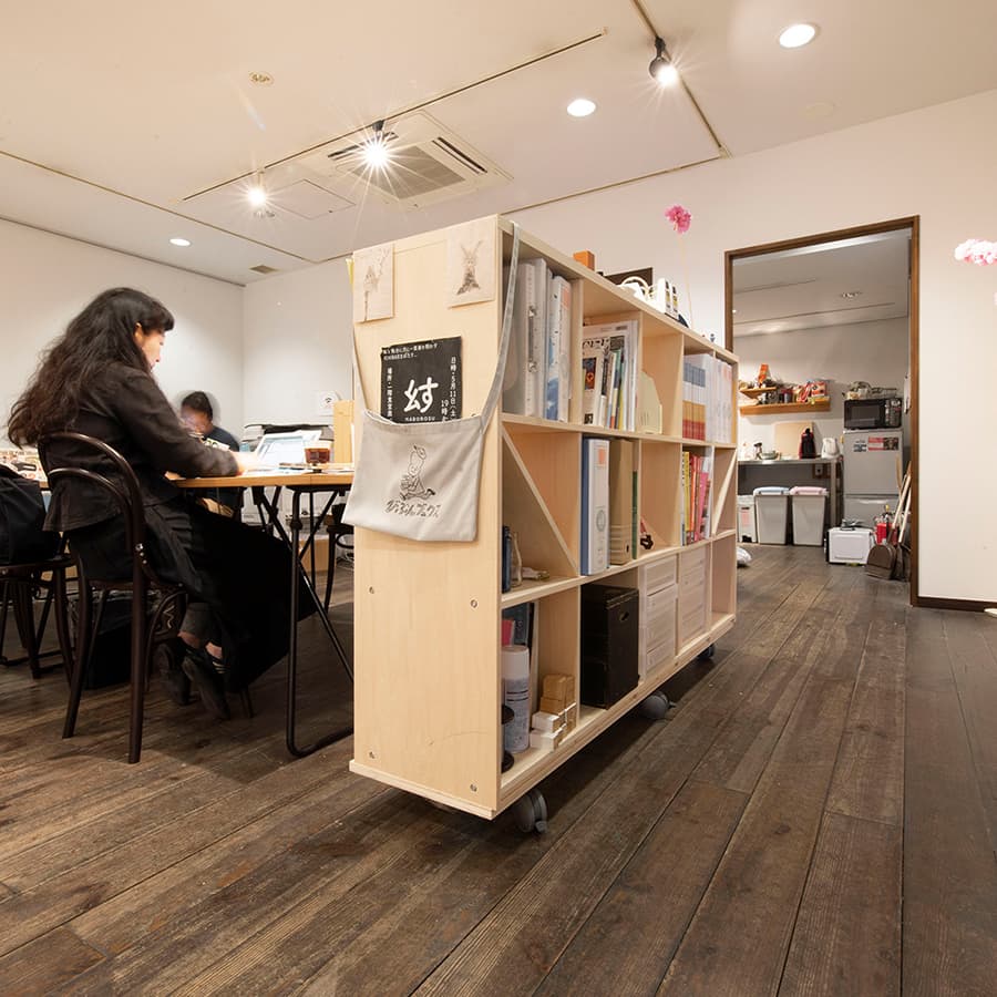 間仕切り本棚|本棚の通販はマルゲリータ