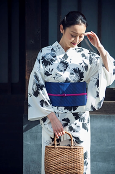 雅姫氏と京都丸紅株式会社がコラボレーション『つやび×雅姫』 きもの