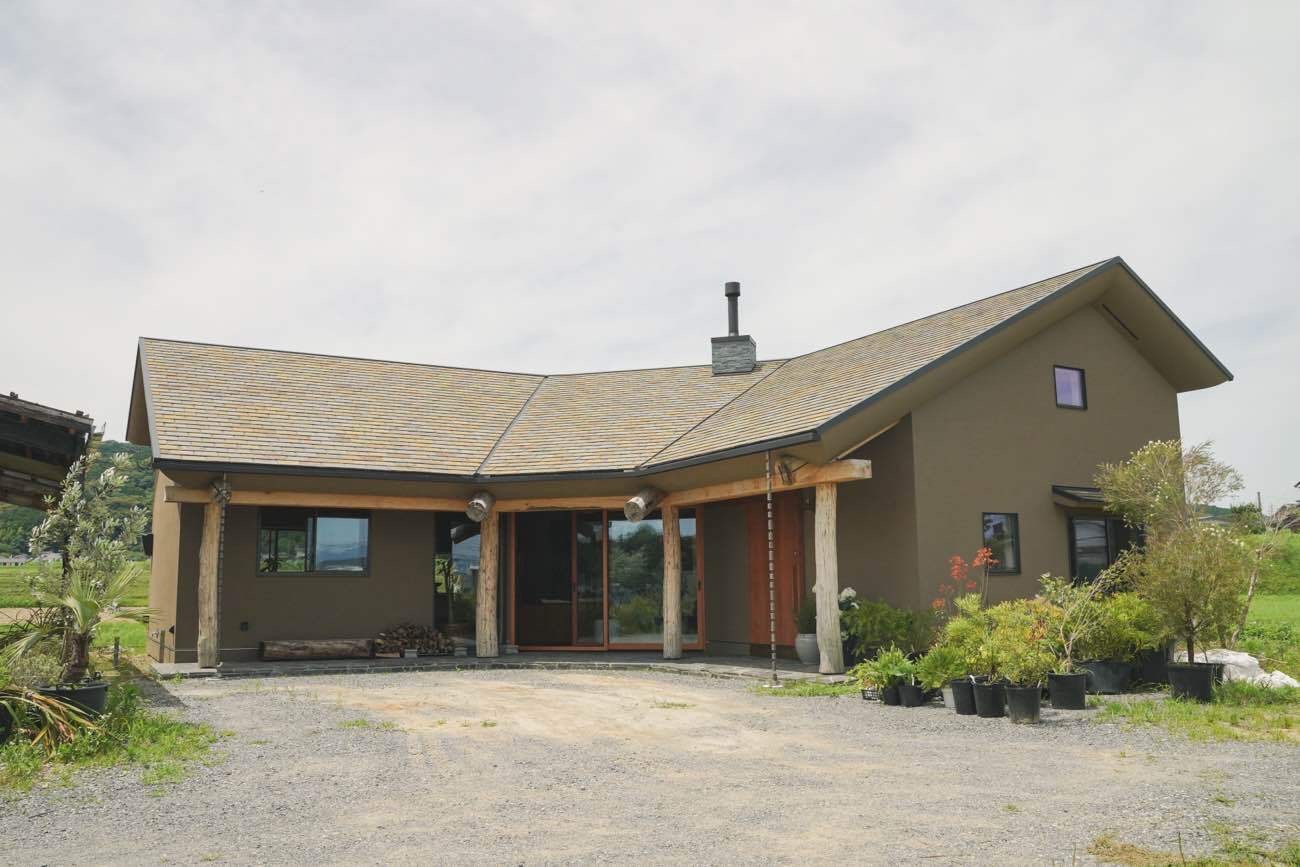 天然スレートPart2 | 商品紹介 | 屋根材 | 丸鹿セラミックス株式会社