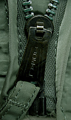 US CWU-45/Pタイプ フライトジャケット/セージ・グリーン model/ALPHA