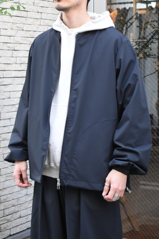 UNTRACE (アントレース) _244 [BLACK]