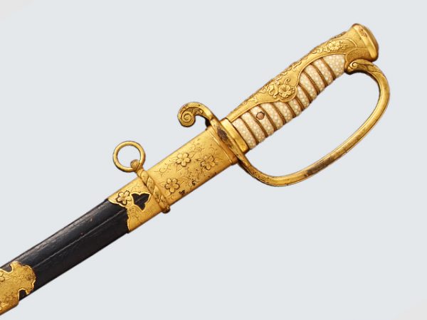 日本刀と軍刀の違いは何？／名古屋刀剣博物館・名古屋刀剣ワールド
