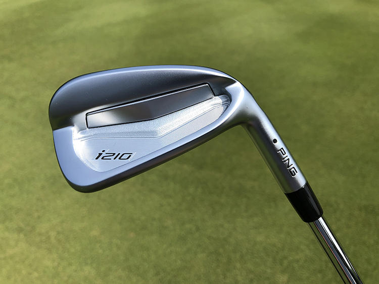 性能がブラッシュアップされた、打ちやすいアスリート系」ピン i210