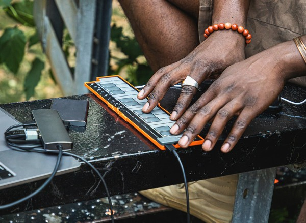 KORG 折りたたみMIDIキーボード nanoKEY Fold LO (ラバオレンジ)【福山