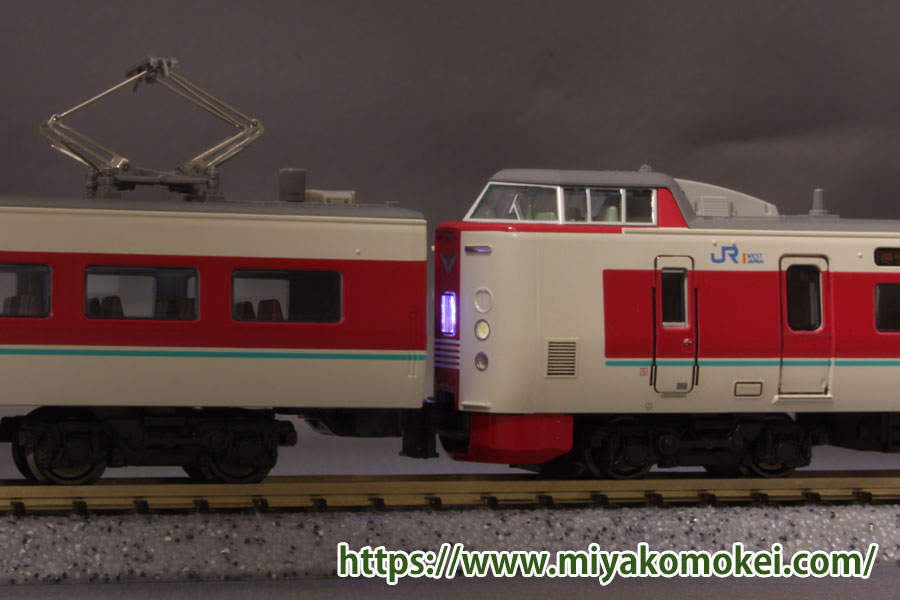 Nゲージ】 カトー 381系 クロ381用ホロ他入荷しました | 鉄道模型