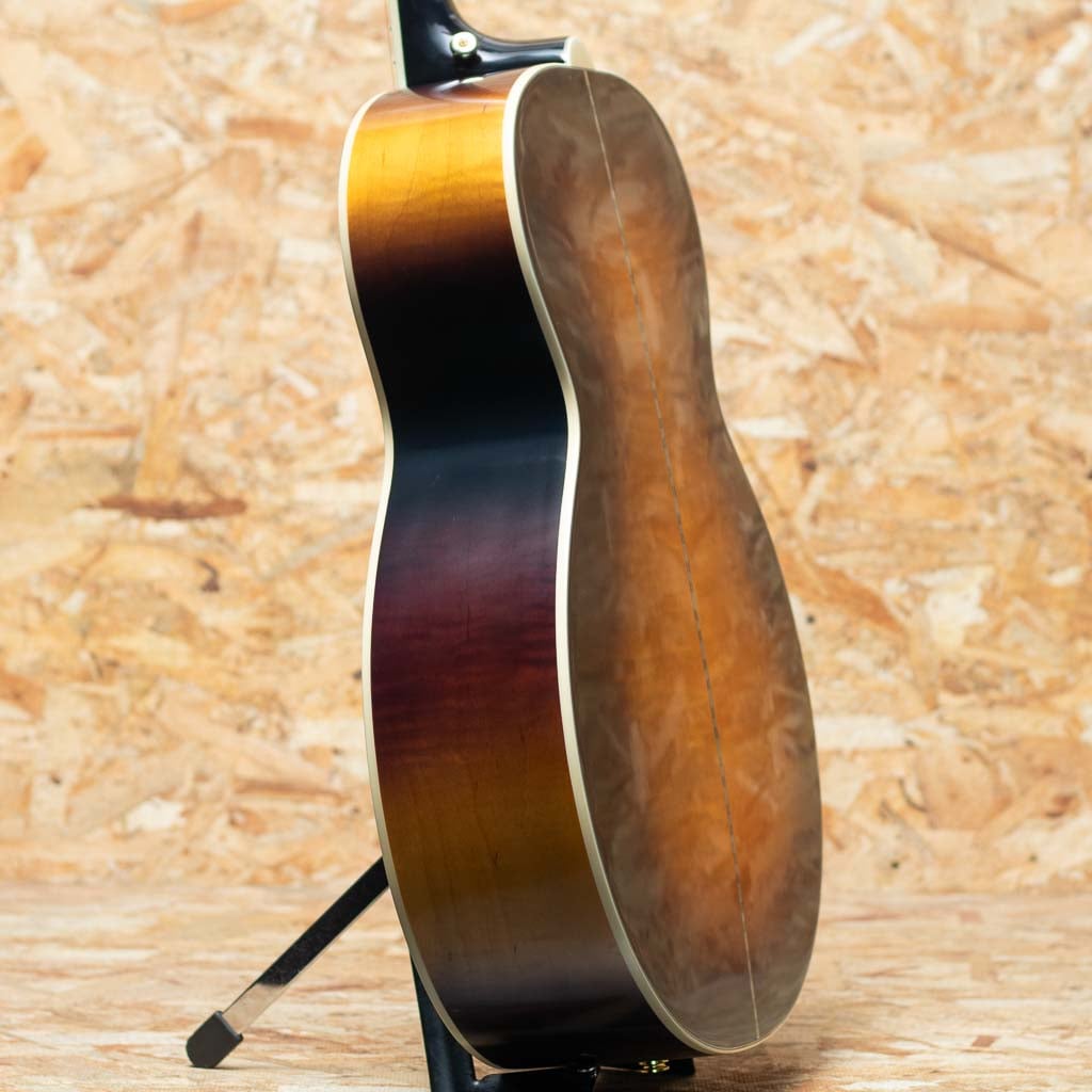 Masterbilt Inspired by Gibson J-200 Aged Vintage Sunburst Gloss