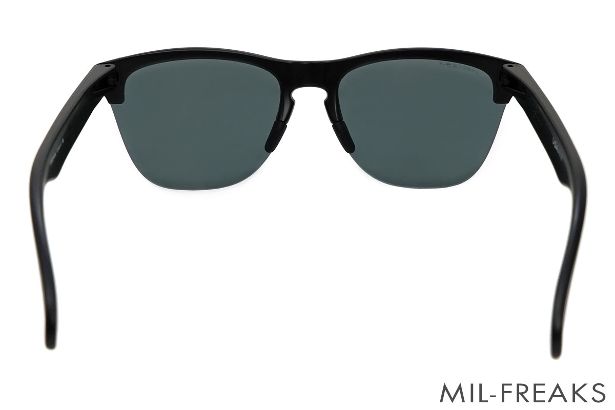 OAKLEY Frogskins Lite マットブラック フレーム PRIZM グレー レンズ