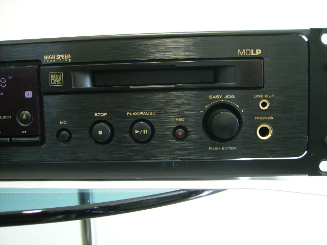 Marantz CM6001 [MiniDisc Wiki]