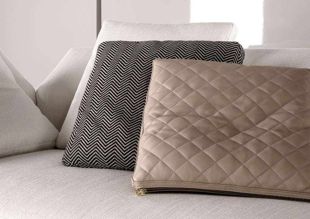 最高峰 ミノッティ レザー 背当てクッション グレージュ 1個 2025年