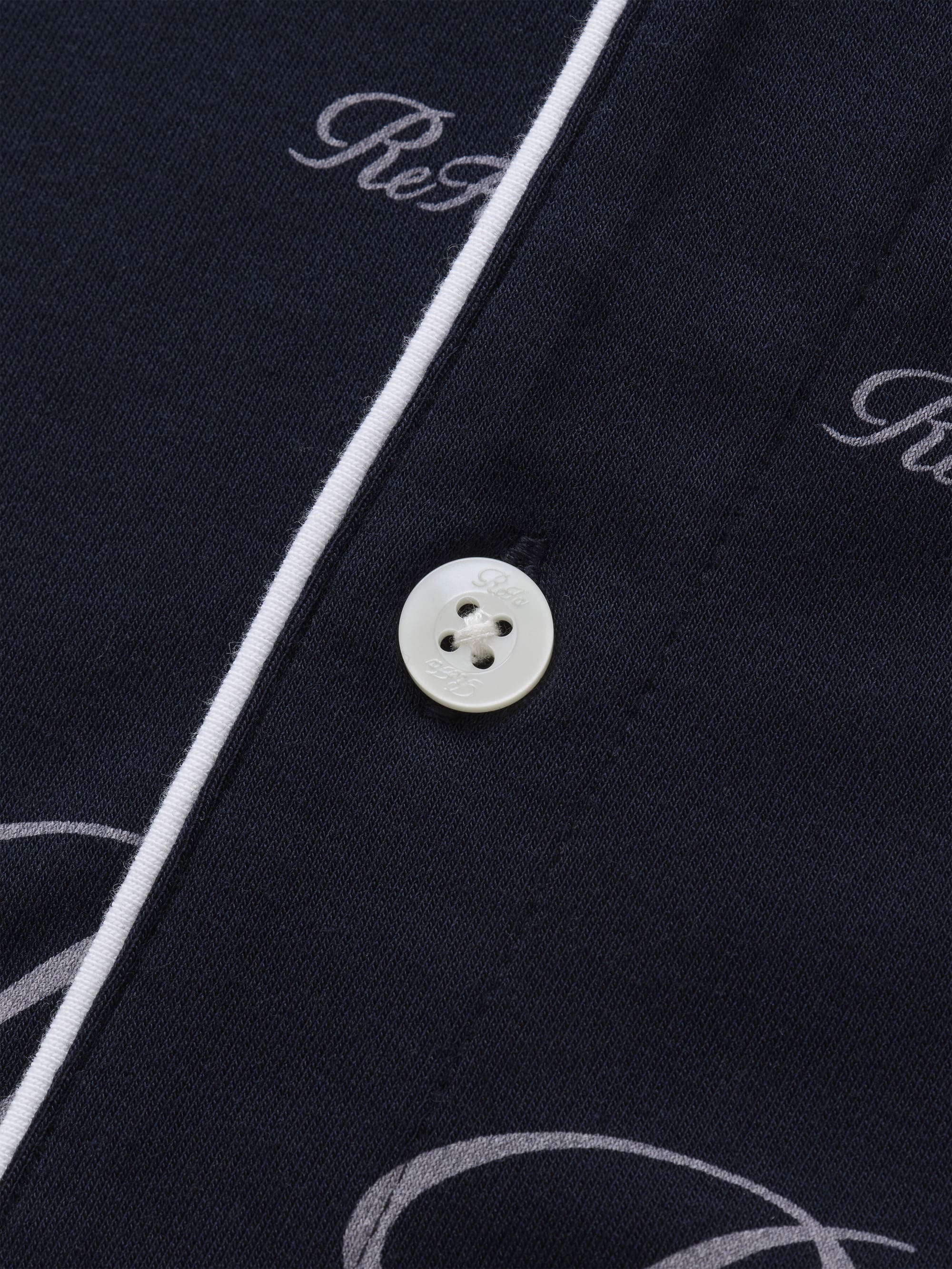 リファバイタルテック モイストスムース スタンドカラースリープウェア