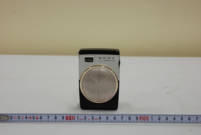 トランジスターラジオ SONY TR-620 | ラジオ受信機 | 第2展示室 | UEC