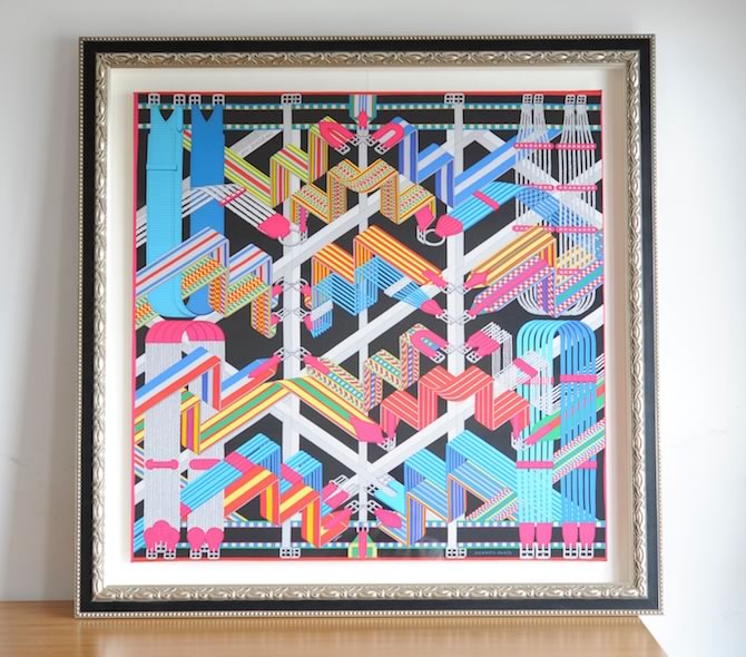 HERMES（エルメス）のスカーフを額縁 NOISEPRINCE Silverで額装しま