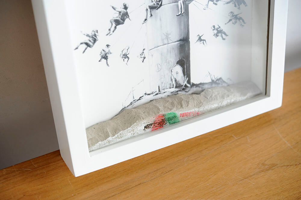 Banksy バンクシー The Walled Off Hotel オフィシャル・ポスターの