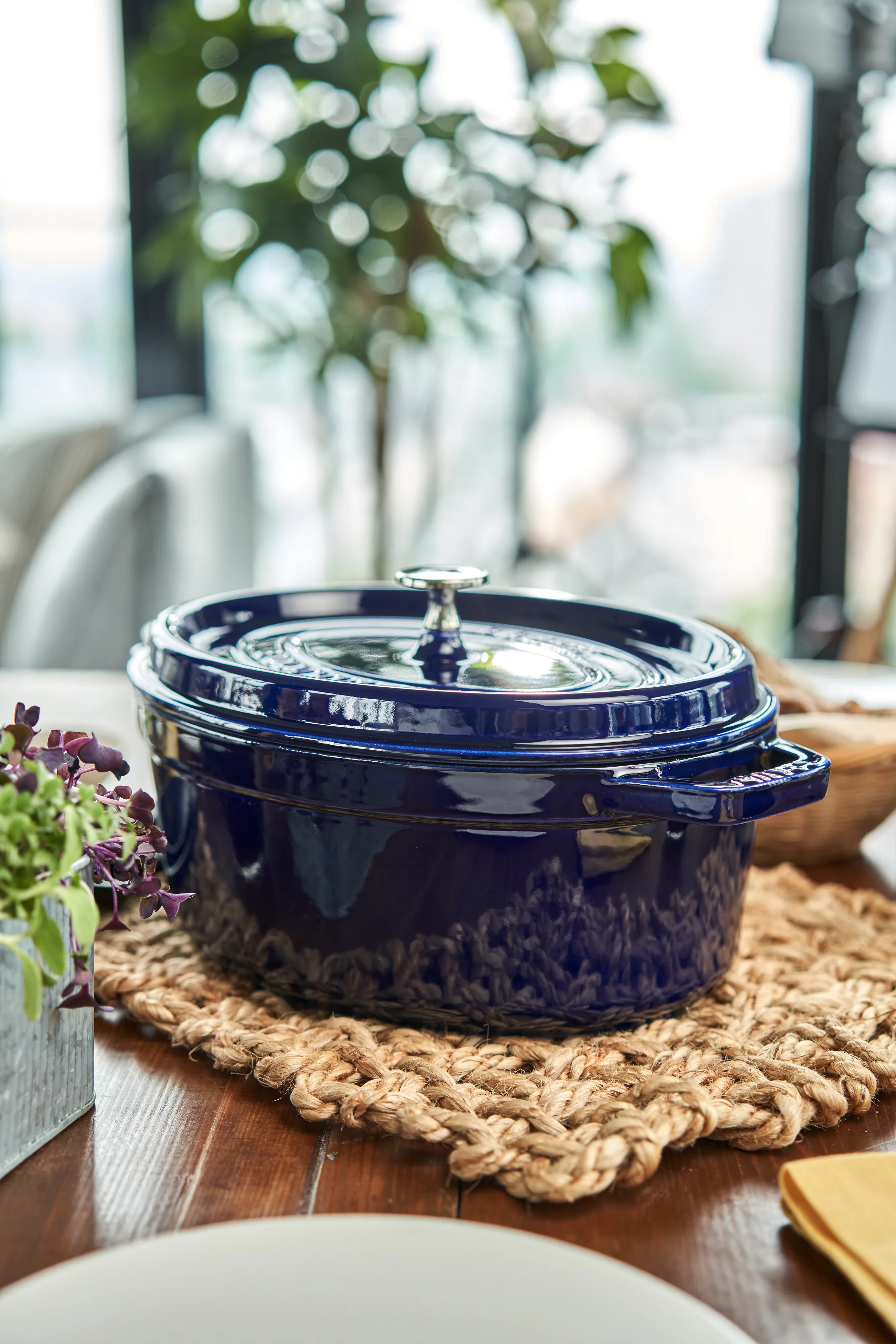 STAUB | ストウブ からのSTAUB オーバル ココット ディッシュ