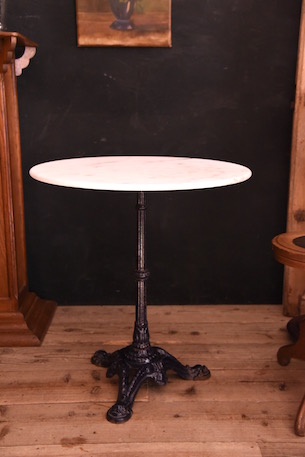 大理石の鉄脚ラウンドテーブル