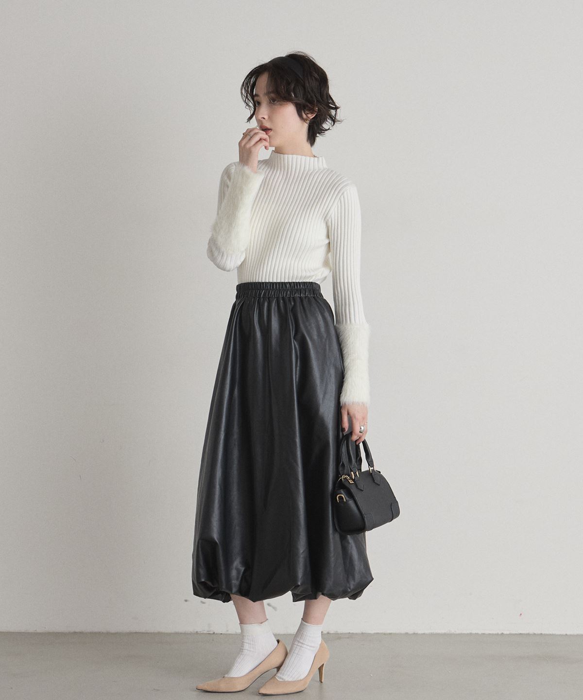 オフィシャルサイト限定】フェイクレザーバルーンスカート