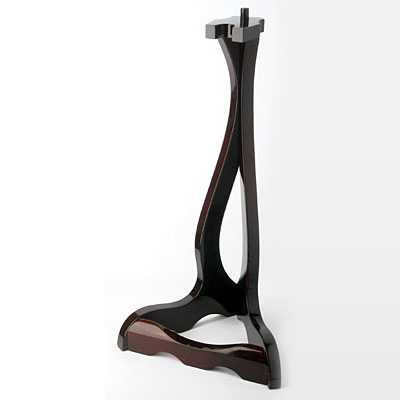 三線スタンド（三角型）｜スタイリッシュな三角型の三線スタンドです