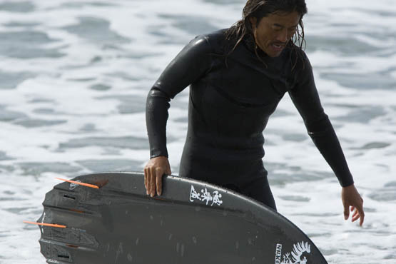 COLE / AVISO FIRE BLADE（5′5″x 19″x 2″ W/W/2PEAK BAT TAIL FCS-5fin