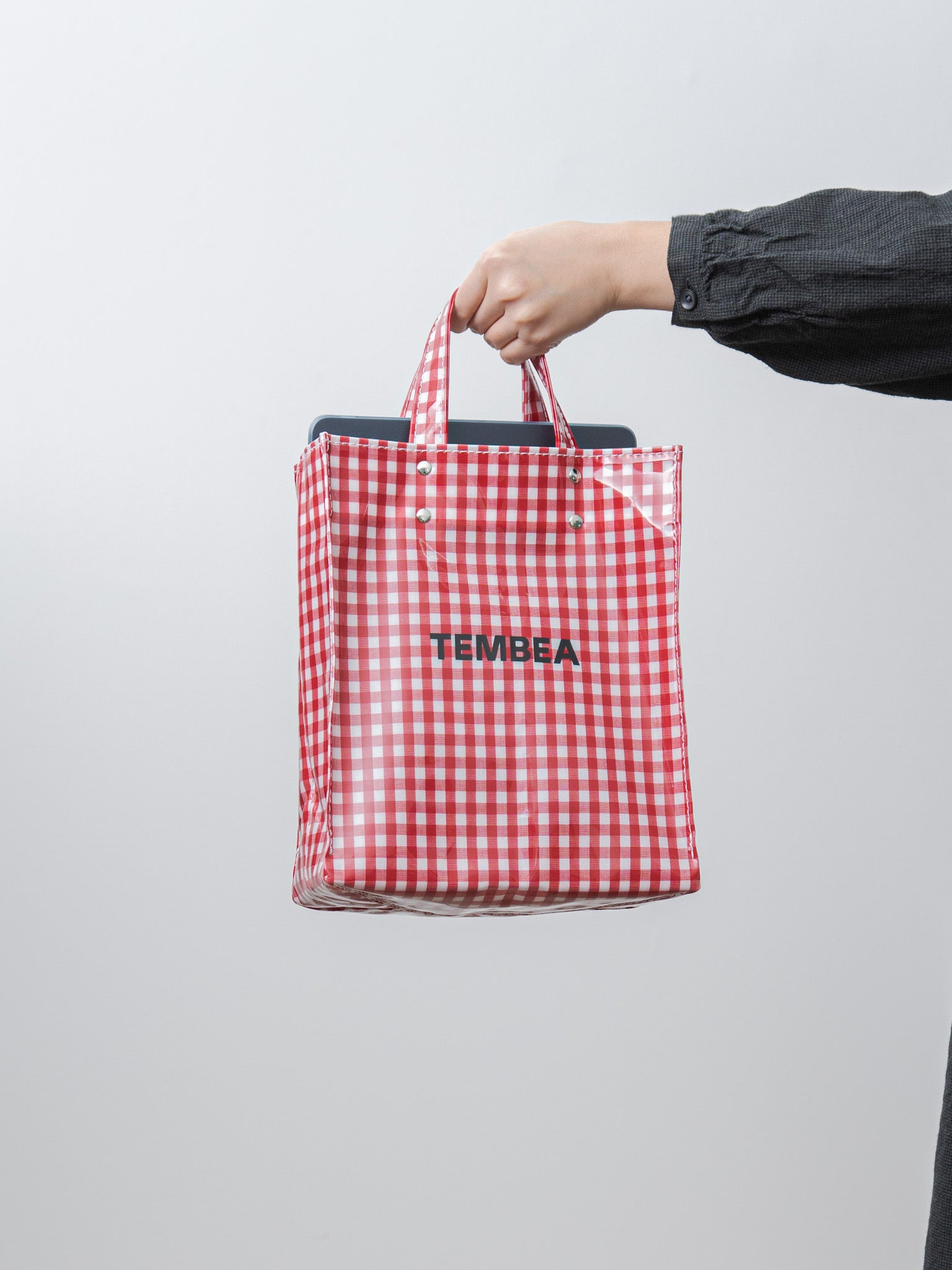 Namu Shop - Tembea Paper Tote Small - Gingham Red