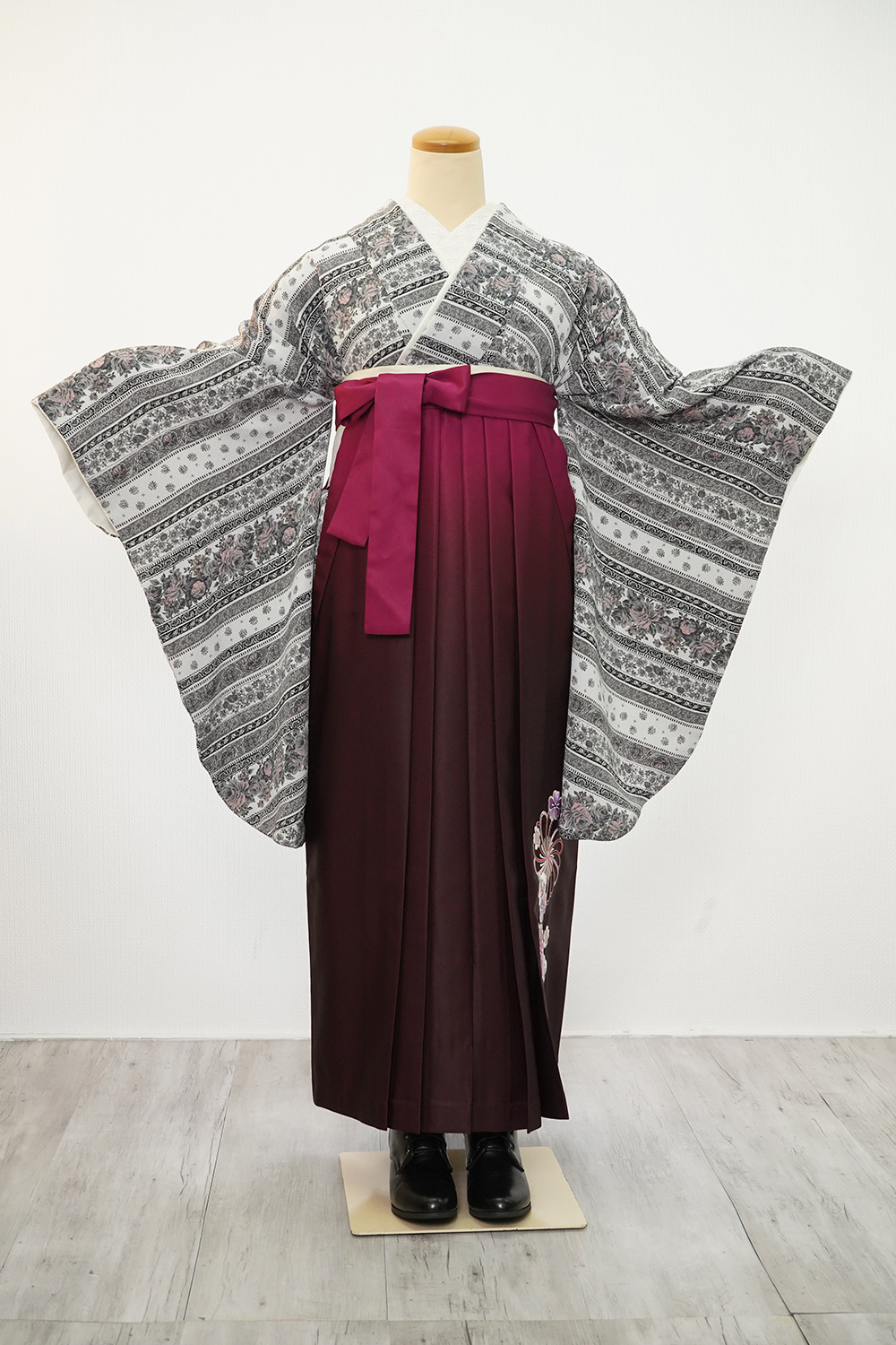 ナナイロキモノWEBショップ / 卒業式袴フルセット｜ ラフィネブランド