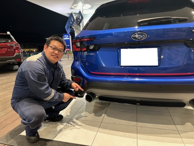 メカニック出口、STIパフォーマンスマフラー装着VN5を試乗してみました