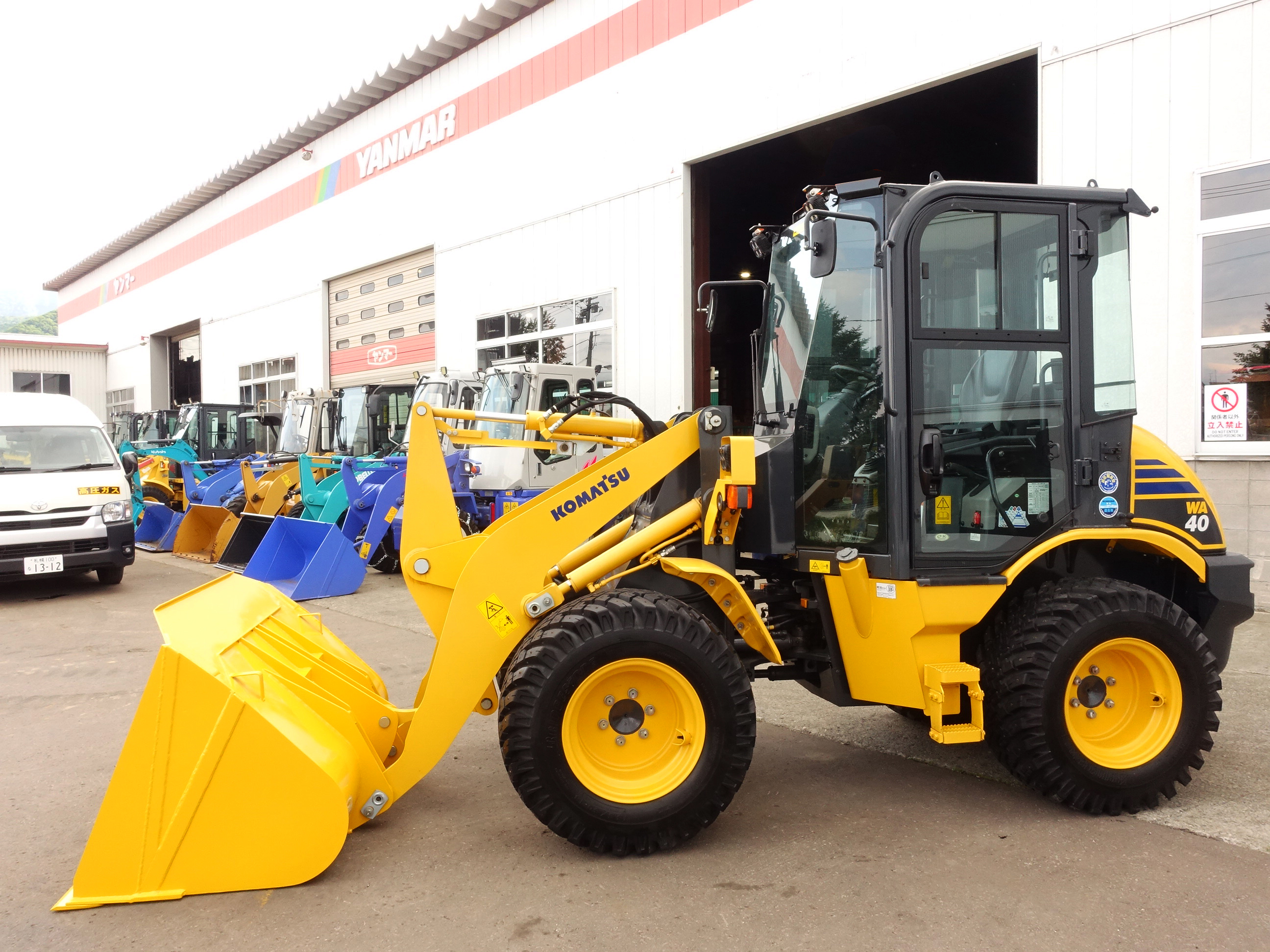 コマツ｜WA40-8｜ホイルローダー｜タイヤショベル｜中古