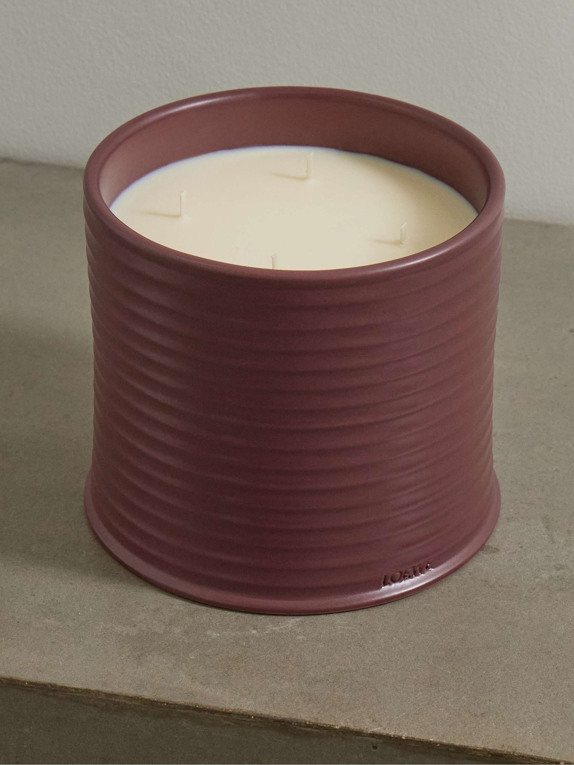 LOEWE PERFUMES Beetroot large scented candle, 2120g | NET-A-PORTER