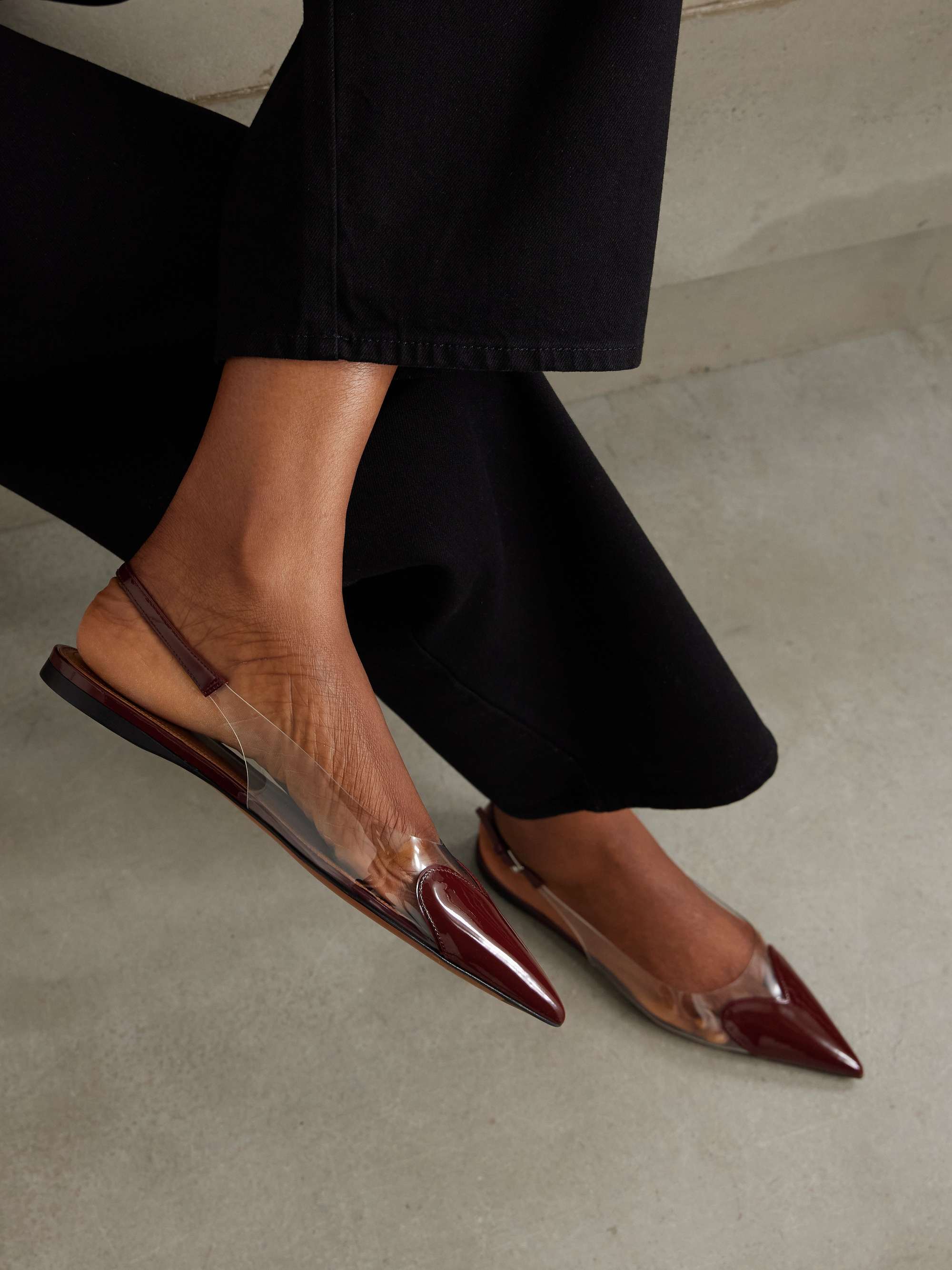 ALAÏA Le Cœur PU and patent-leather slingback point-toe flats