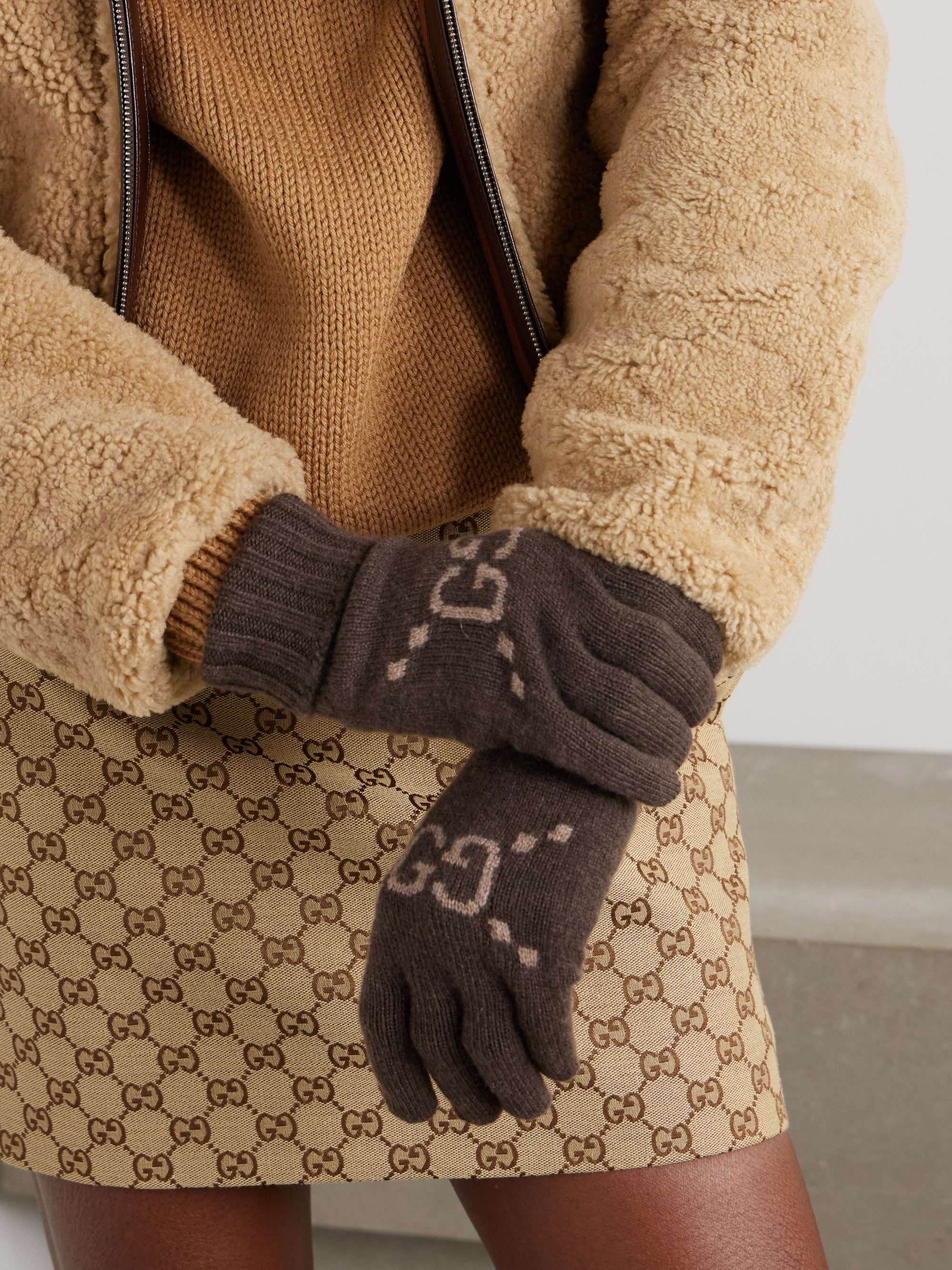 GUCCI Intarsia-knit cashmere gloves | NET-A-PORTER