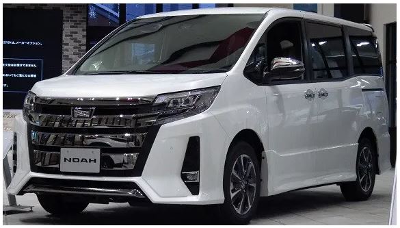 お客様からの新型車レポート【一部改良後モデル】トヨタ・ノア 特別