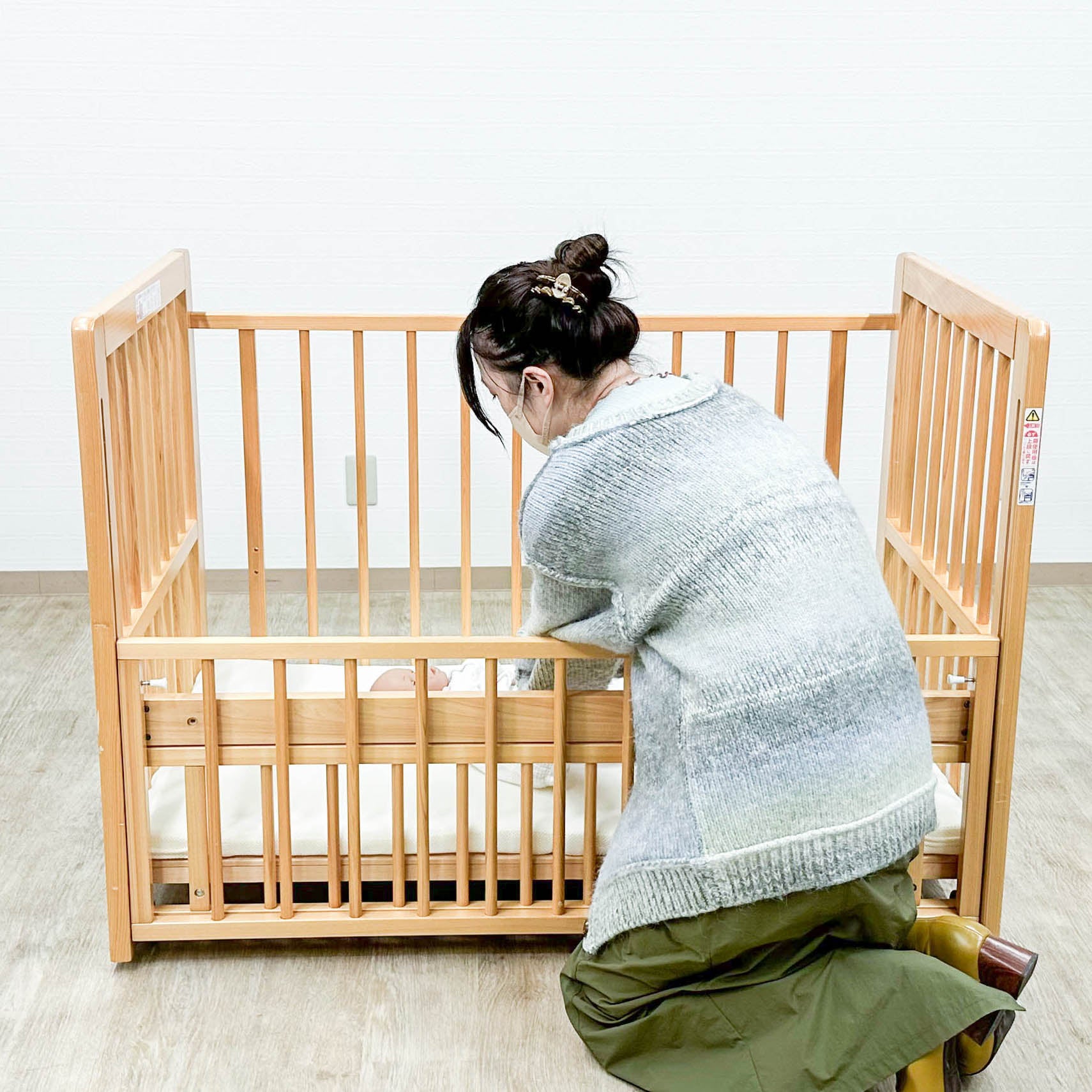 無印良品 ひのき材ベビーベッド 標準サイズ ロータイプ ベビーベッド