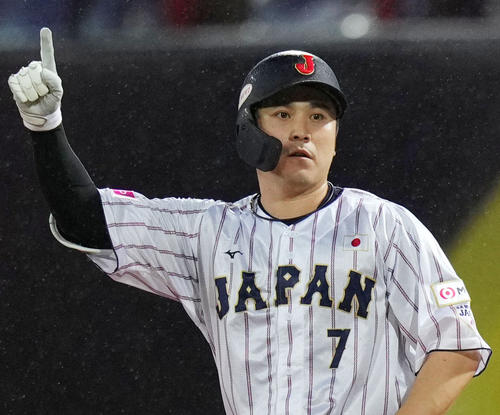 DeNA】侍ジャパン佐野恵太、ビデオレターでファンに残留メッセージ