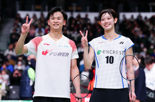 バドミントン 田口真彩 直筆サイン色紙 オリンピック 渡辺勇大 志田