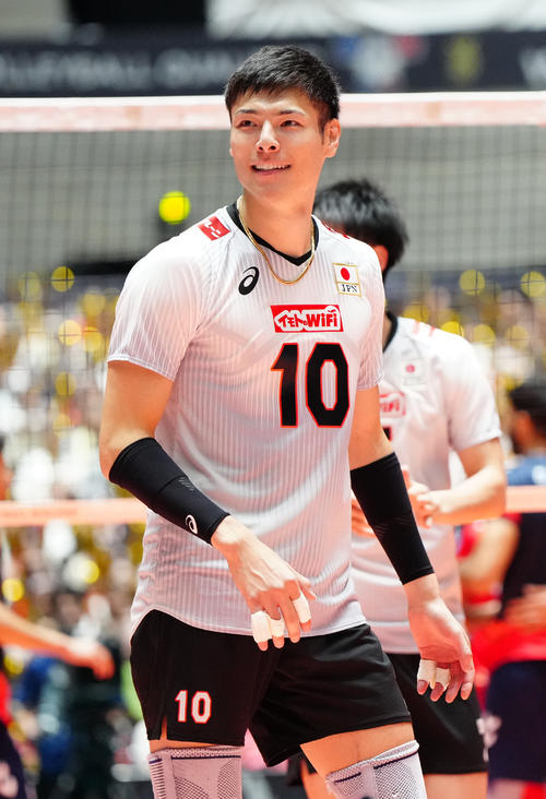 バレー】初スタメンの高橋健太郎が9得点！第3Sにはエース2連発「緊張