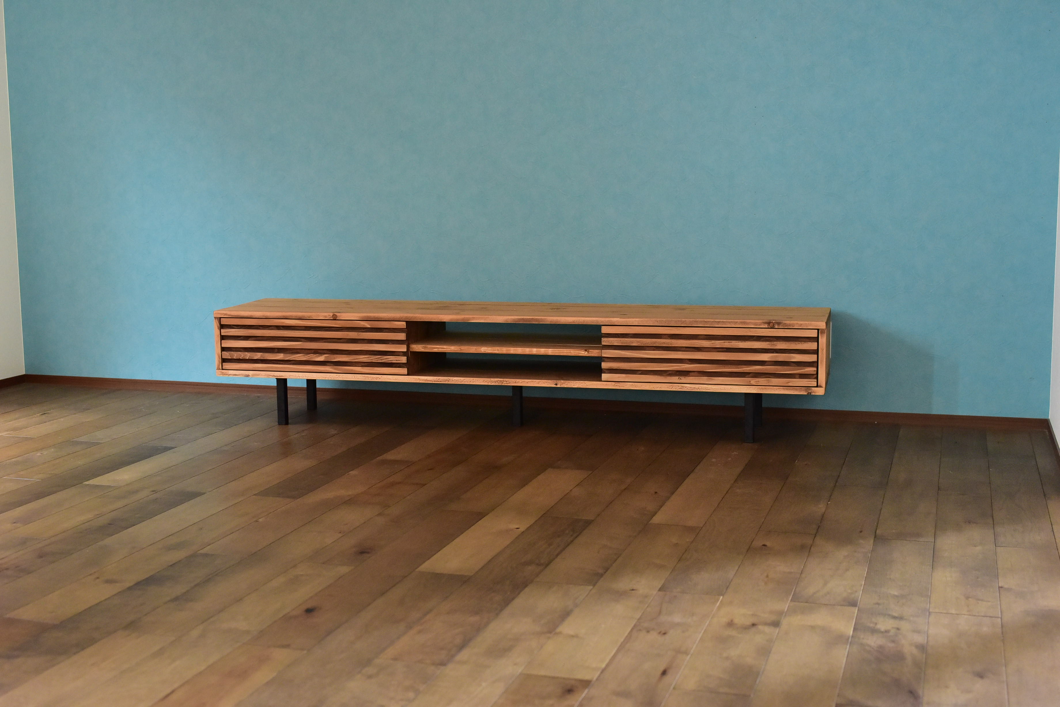 ニノミヤ家具製作所｜何気ない空間を、すこしオシャレに