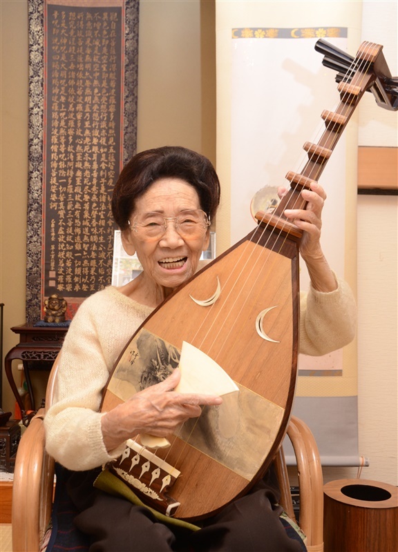 中村旭園さん死去 筑前琵琶の第一人者｜【西日本新聞me】