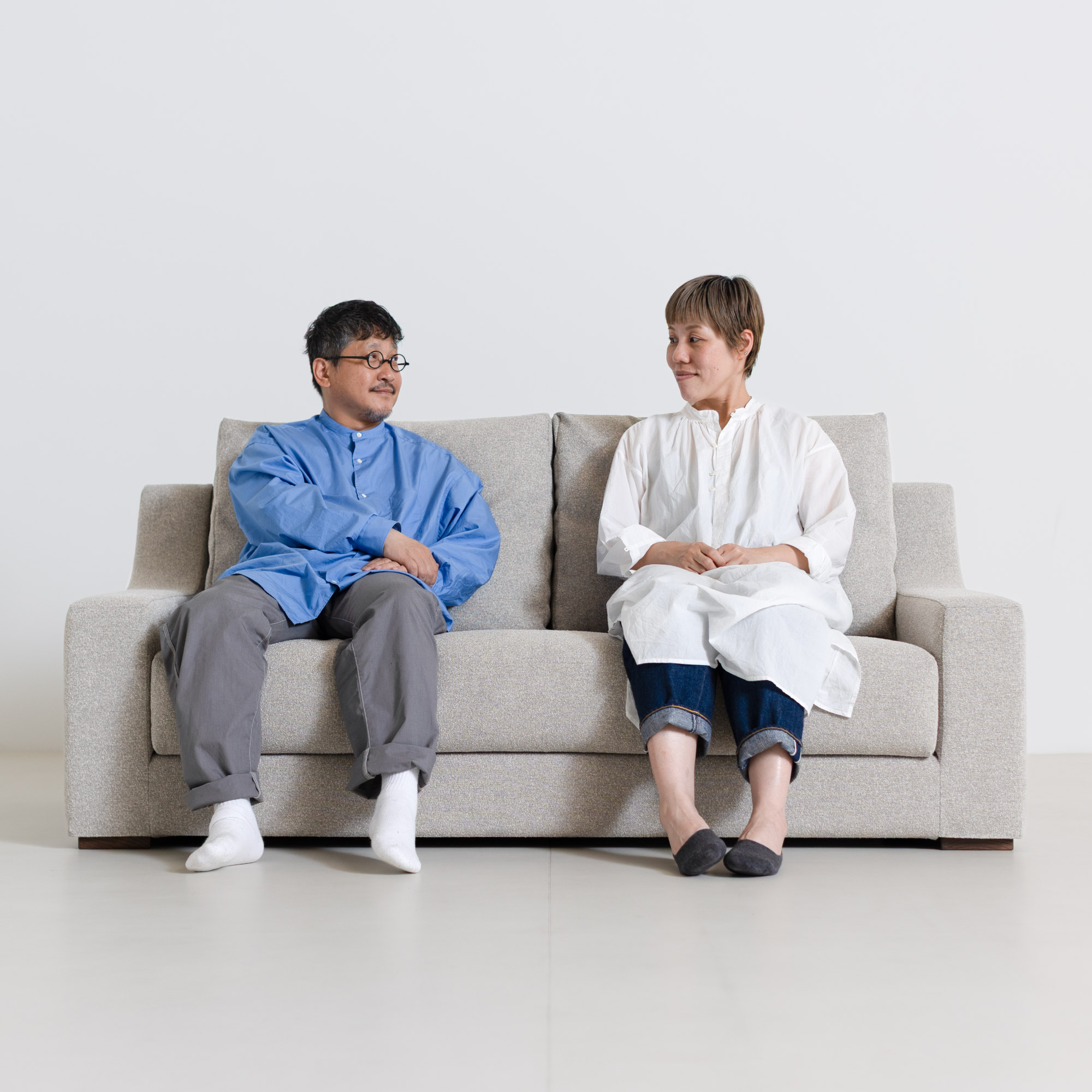 NewSugar Hi-Back ワイド2人掛け両ひじ」 製品詳細ページ | 国産ソファ