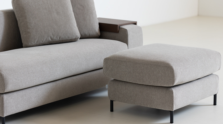 Decibel Traditional オットマン」 製品詳細ページ | 国産ソファ