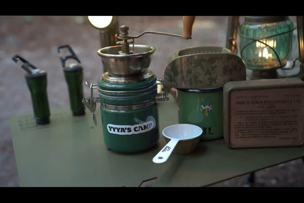 SNS映え抜群？ ミリタリーテイスト120％のカーキ色にこだわった