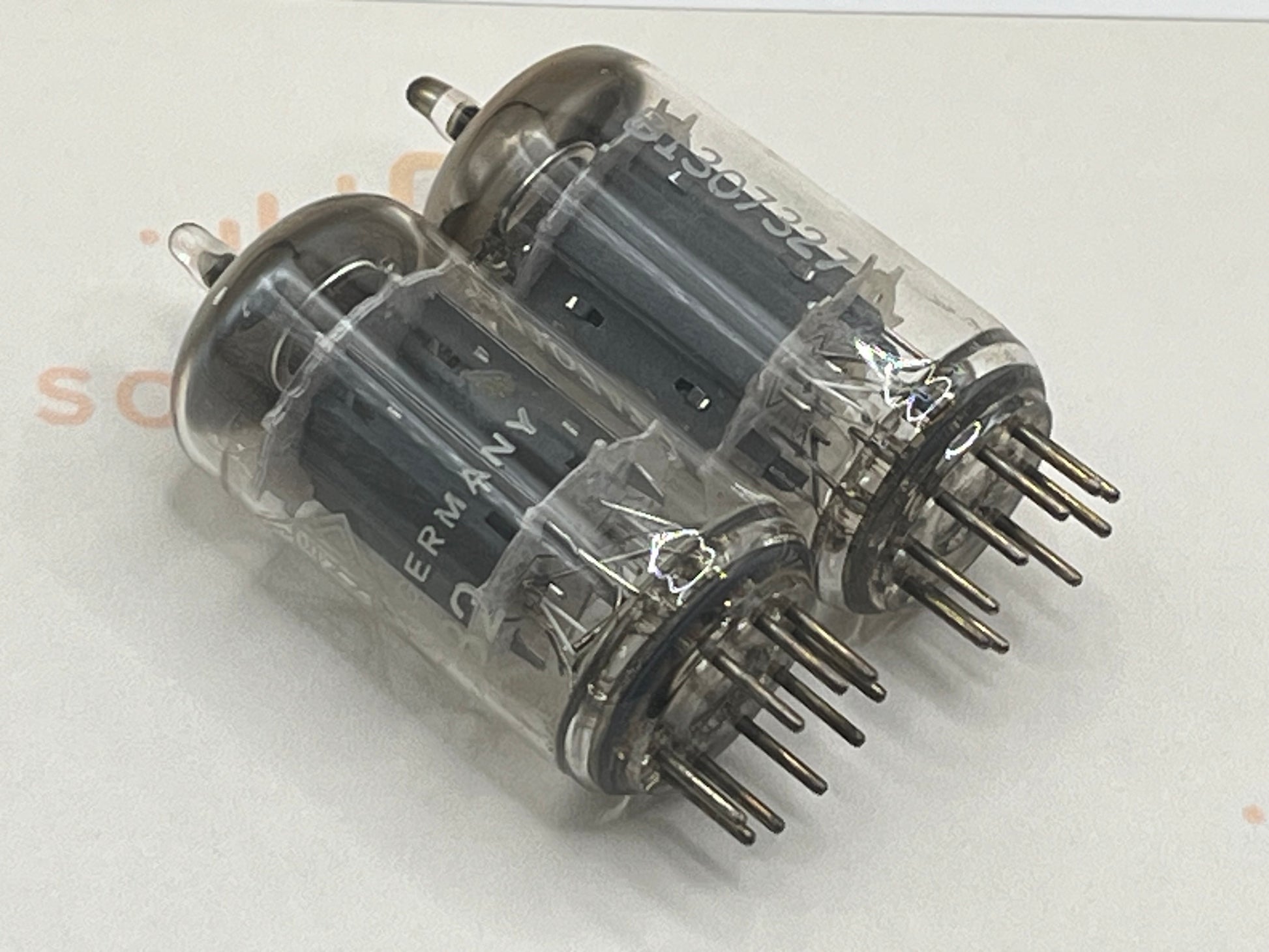 Telefunken ECC82 12AU7 Smooth Plates | Soundlumia