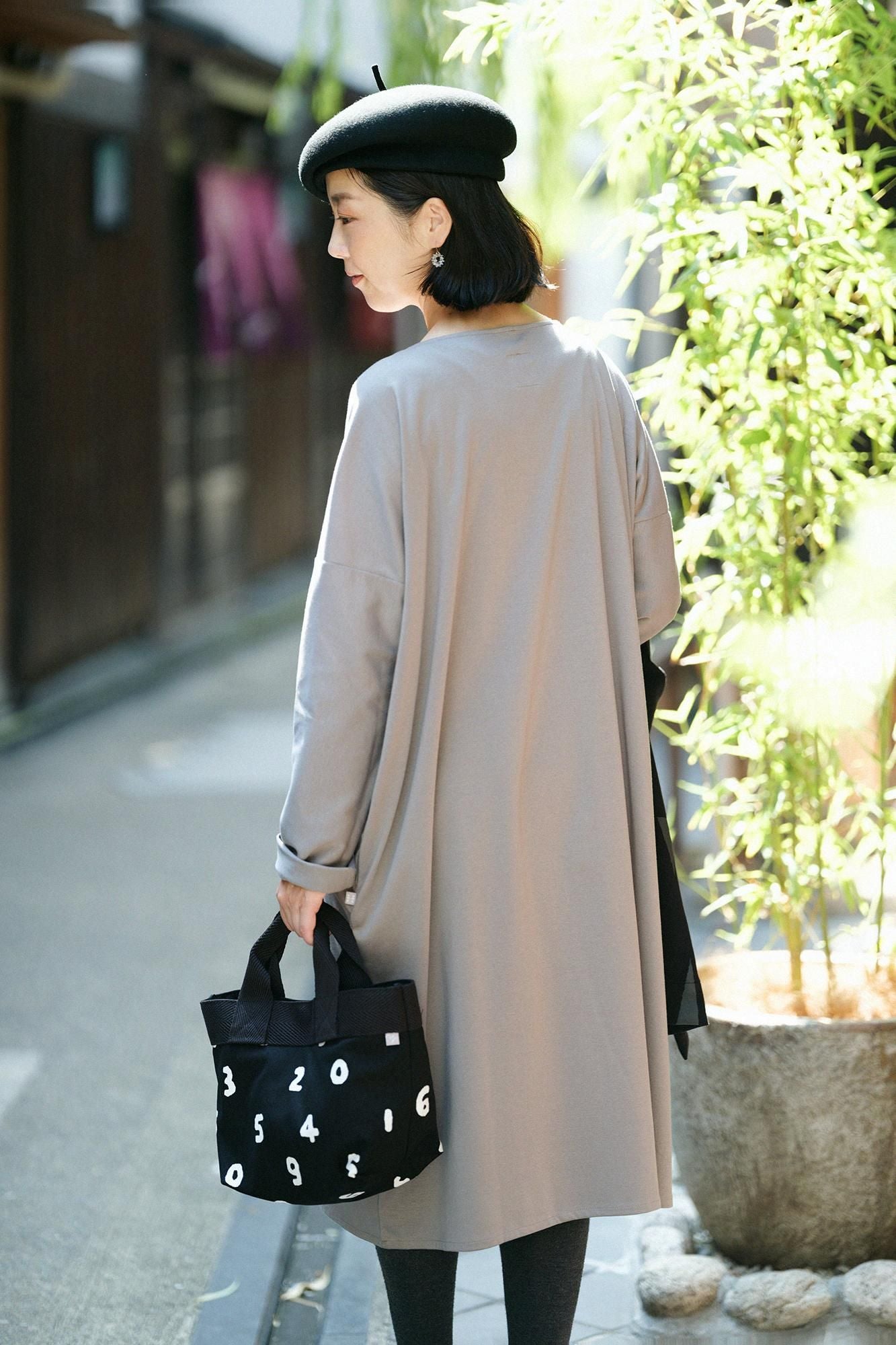 ポンチローマ ボートネック ロングスリーブワンピース／鼠色（ねずみいろ）