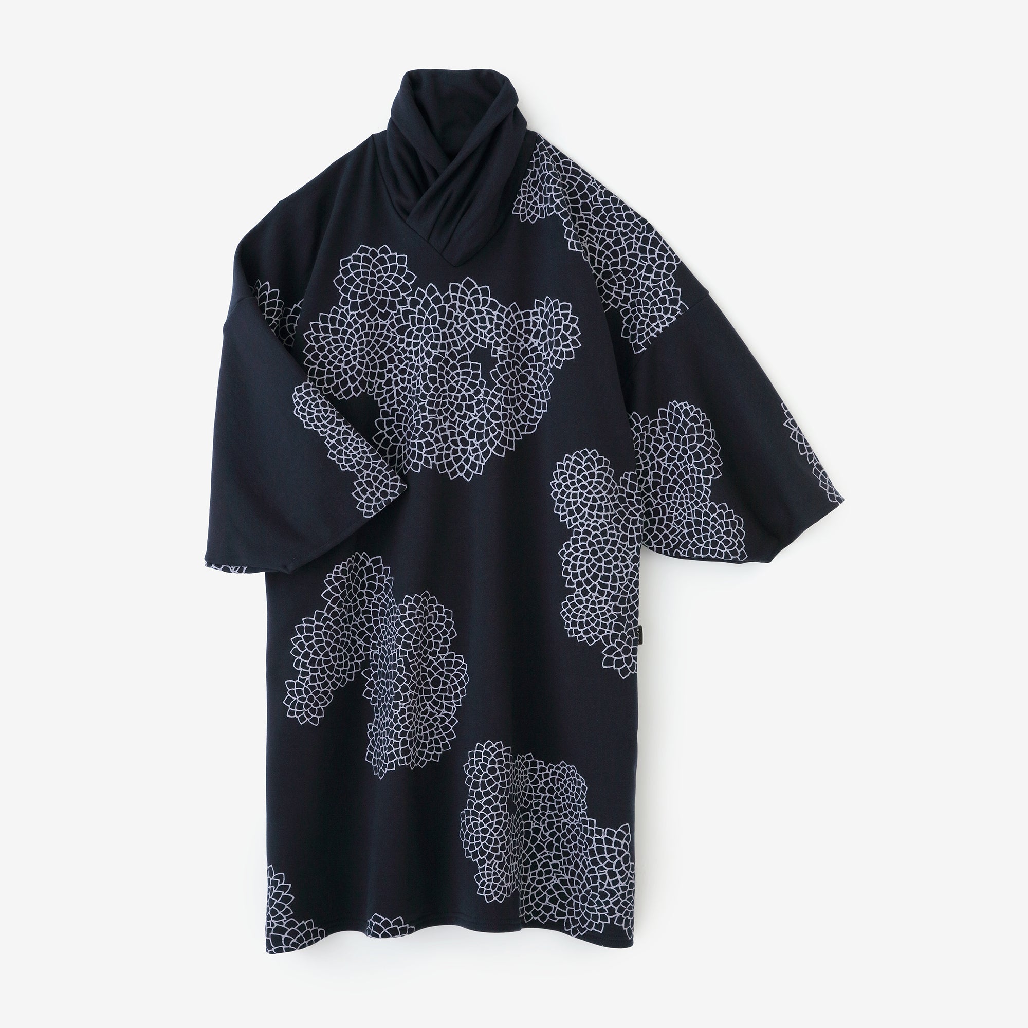 裏毛 衿巻薙刀長方形衣（えりまきなぎなたちょうほうけい）／金襴緞子