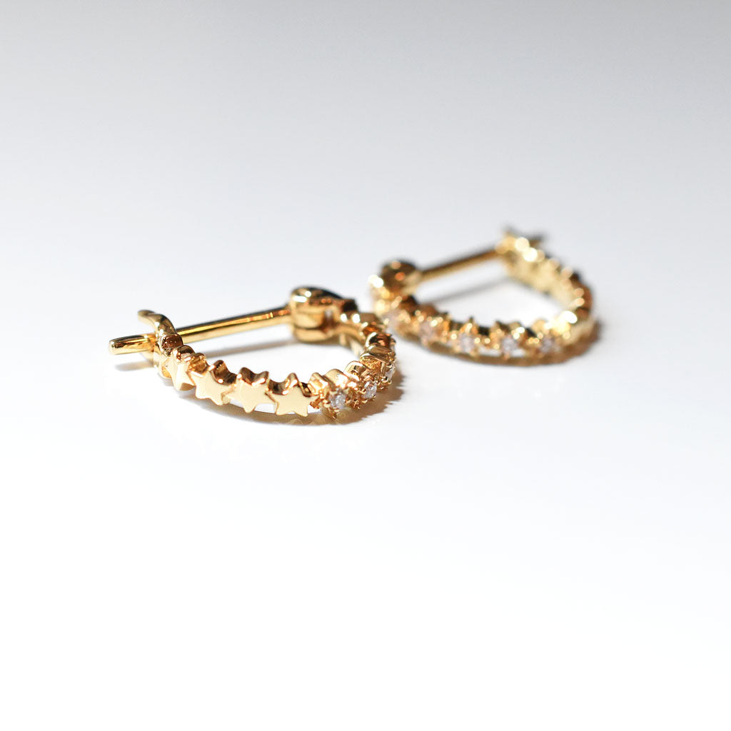 スターダスト・ダイヤモンド フープピアス(S)【K10・K18】 – sowi