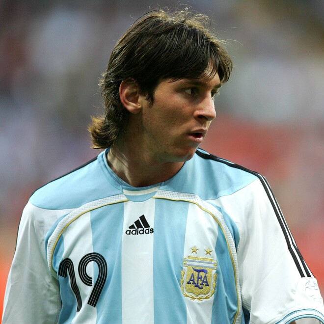 メッシのやつが一番」2006年のアルゼンチン代表も！ アディダスの復刻