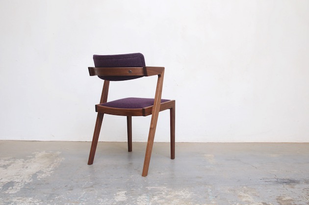 まだ知名度は高くないですがISU-WORKSの椅子は自信を持っておすすめ