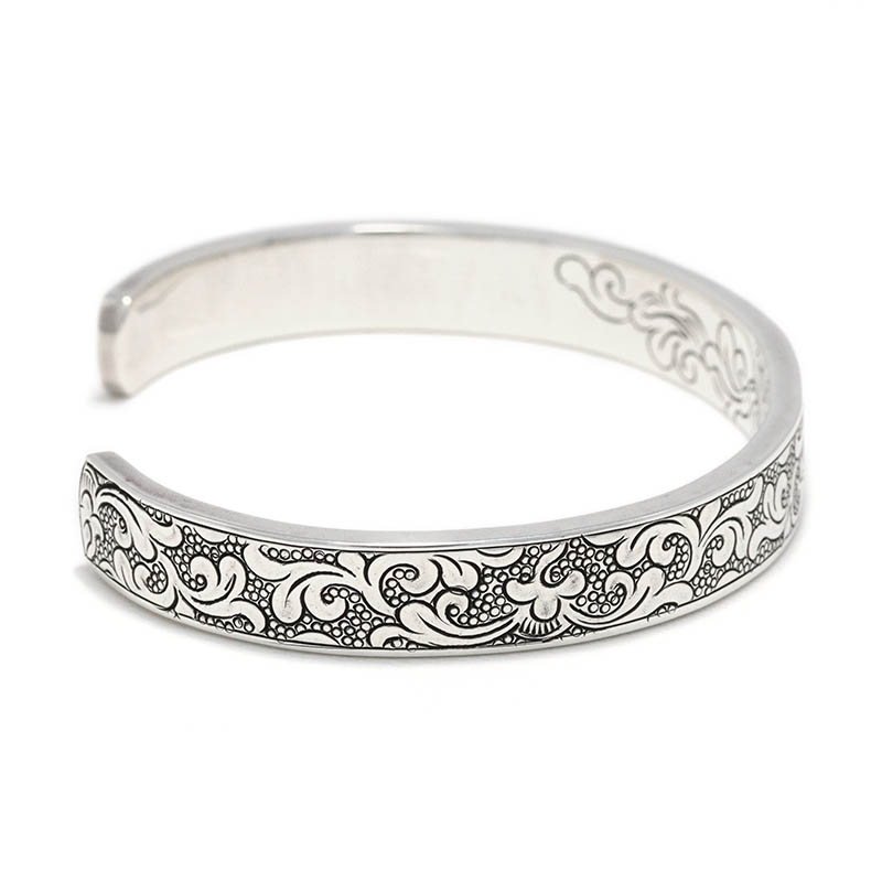 Suman Dhakhwa（スーマンダックワ） Wide Flat Leaf Carving Cuff