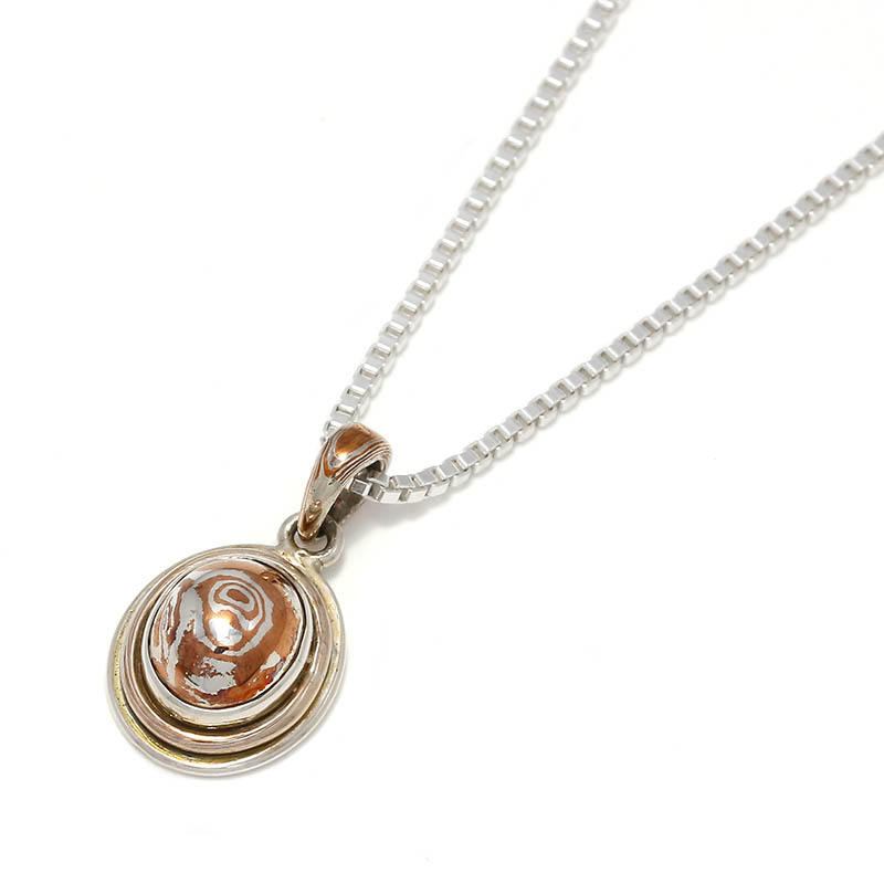 Suman Dhakhwa（スーマンダックワ） SD Stone Pendant（SDストーン